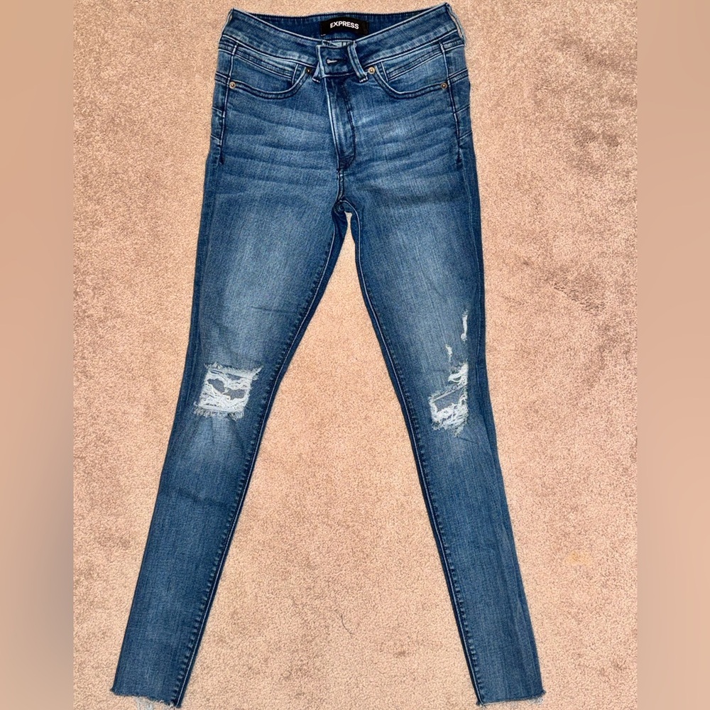 EXPRESS Women’s Skinny Jeans